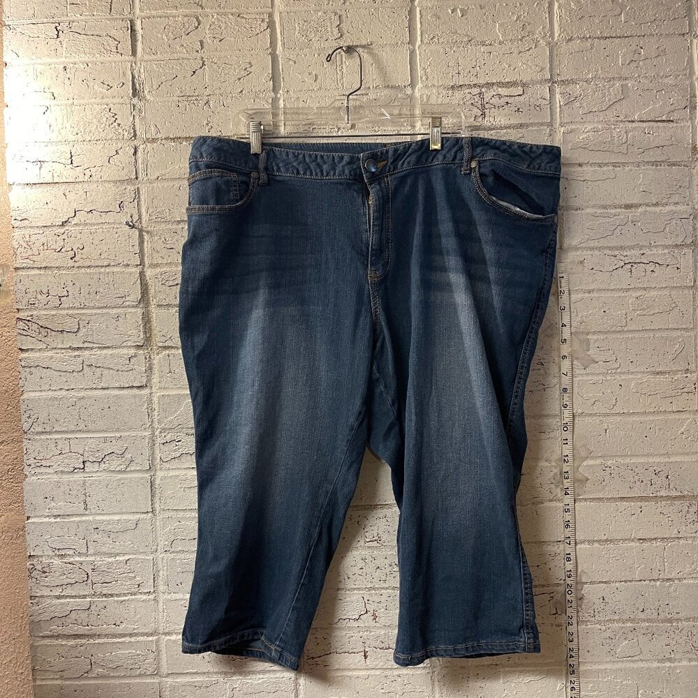 Avenue Denim Plus Size 26 Stretch Jean Capris